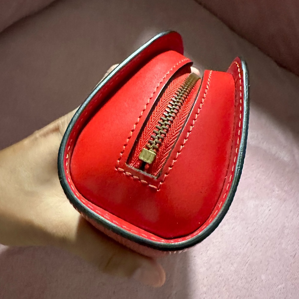 Louis Vuitton Epi Dauphine Leather Cosmetics Pouch Purse - LV Authentic Red Epi - Picture 5 of 17